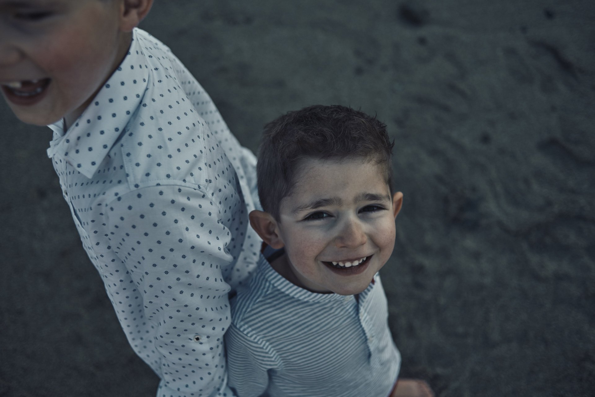 fotografos-comuniones-diferentes-coruna-playa-valcovo-arteixo-ferrol-ferrolterra